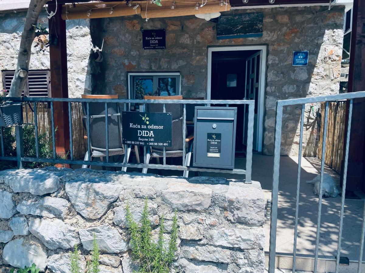 Hébergement de vacances Kuca Za Odmor “dida” *