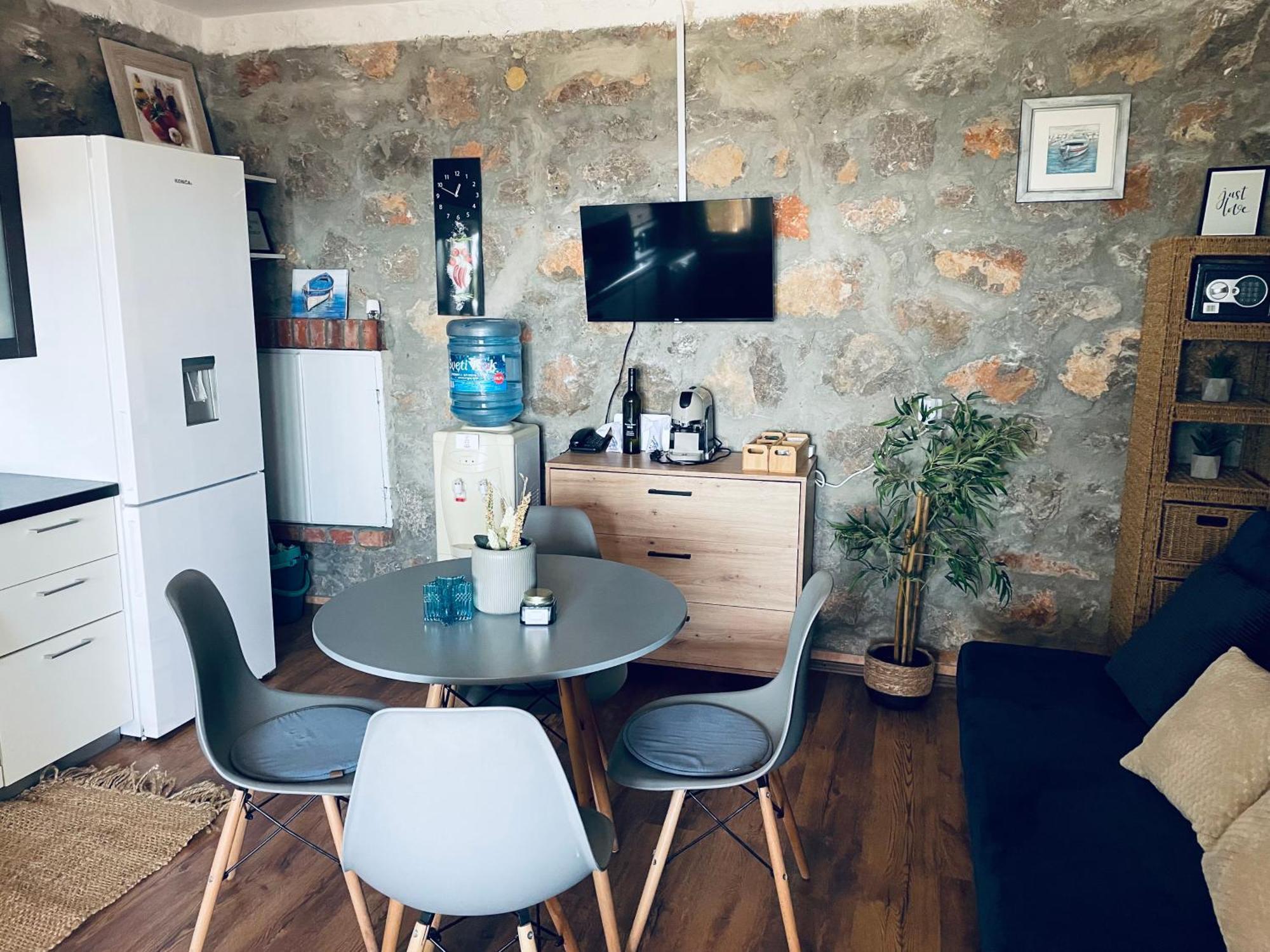 Hébergement de vacances Kuca Za Odmor “dida” *